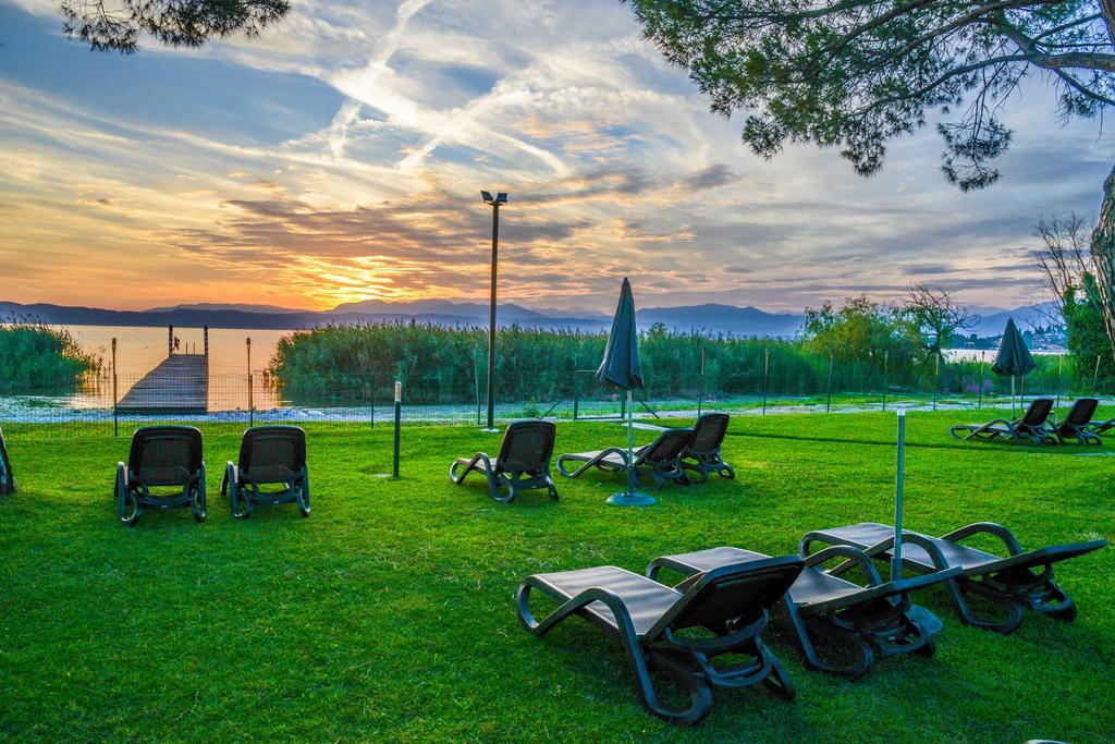 Hotel Miramar Sirmione Buitenkant foto